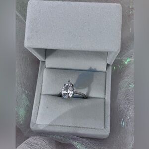 Stunning Silver Ring with Clear Gemstone #4